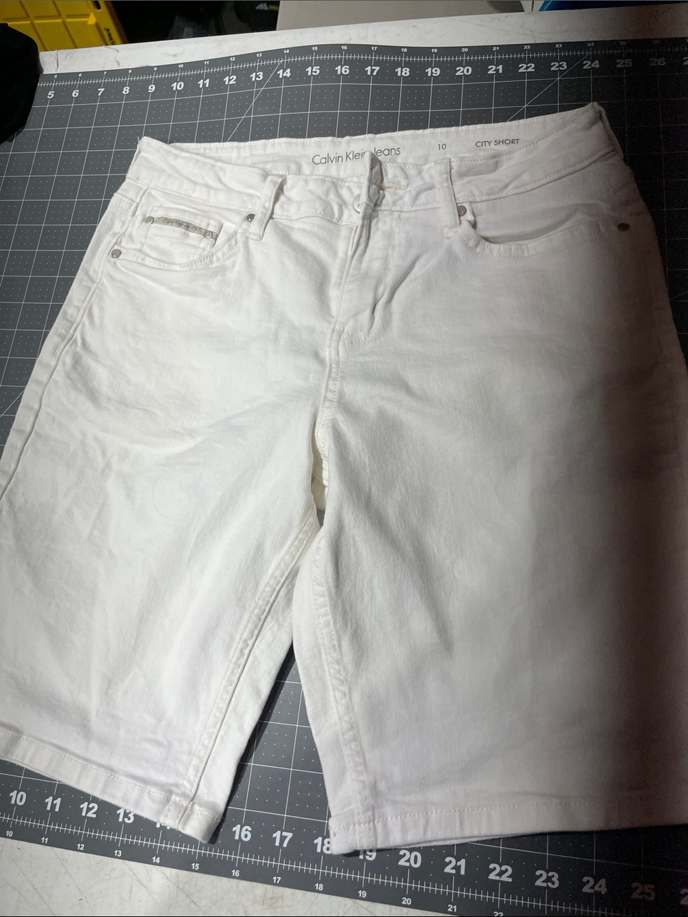 Calvin Klein White Jean City Short